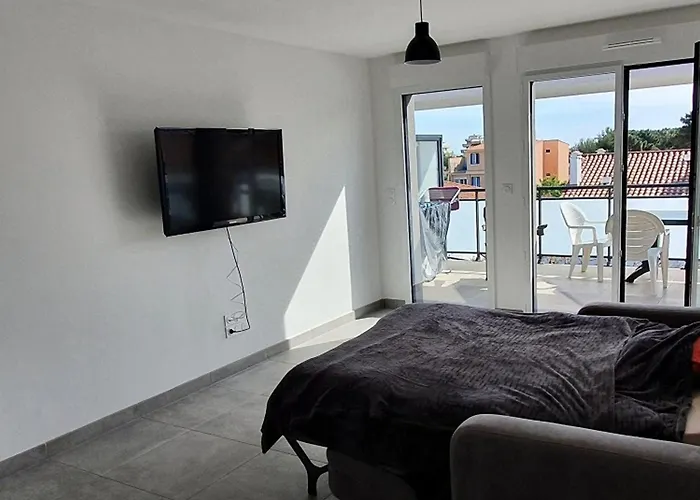 Apartmán Confort 4 Pers, Climatise, Terrasse, Parking, Proche - Fr-1-776-12 *
